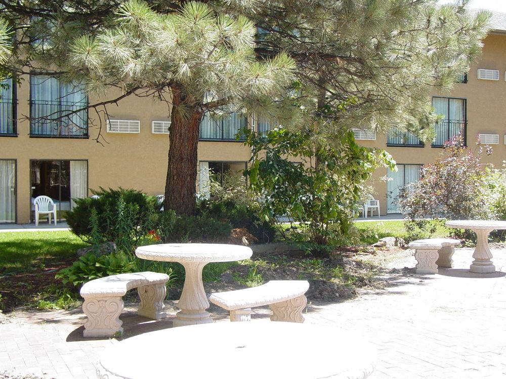 Clarion Hotel & Conference Center Colorado Springs Bagian luar foto