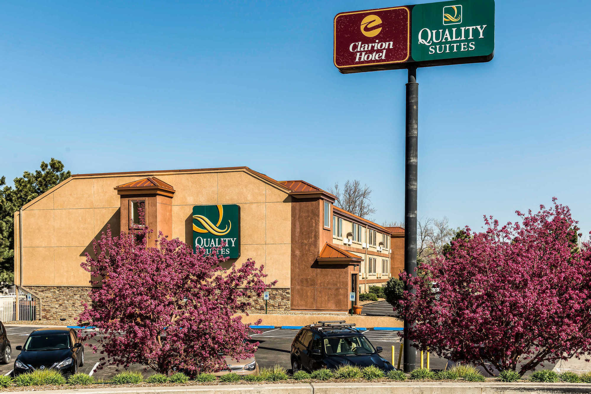 Clarion Hotel & Conference Center Colorado Springs Bagian luar foto
