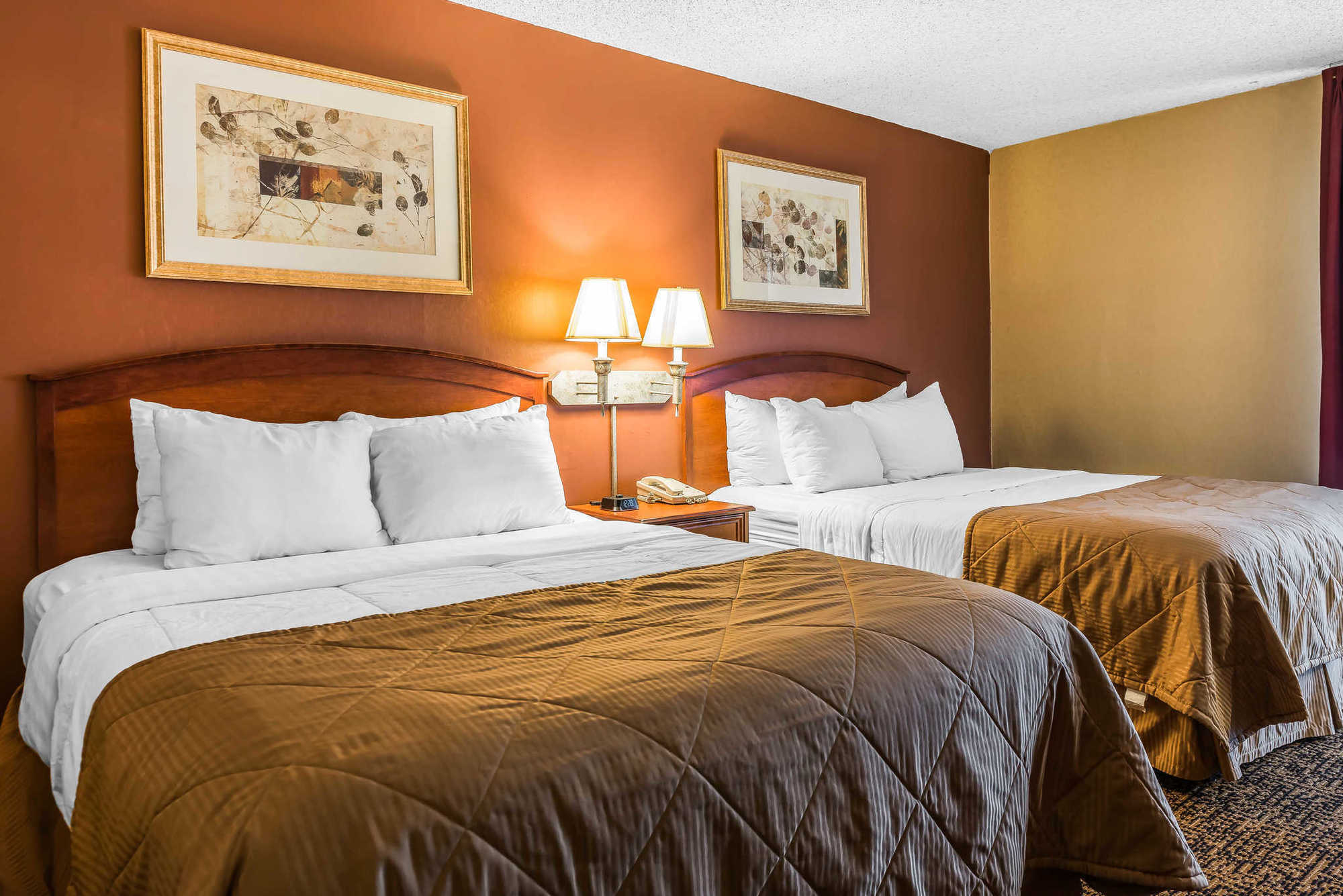 Clarion Hotel & Conference Center Colorado Springs Ruang foto