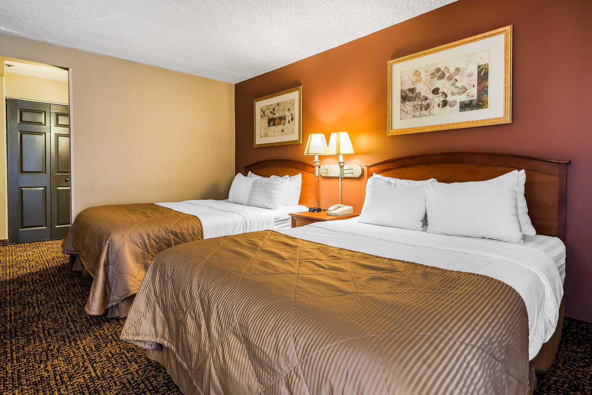 Clarion Hotel & Conference Center Colorado Springs Ruang foto