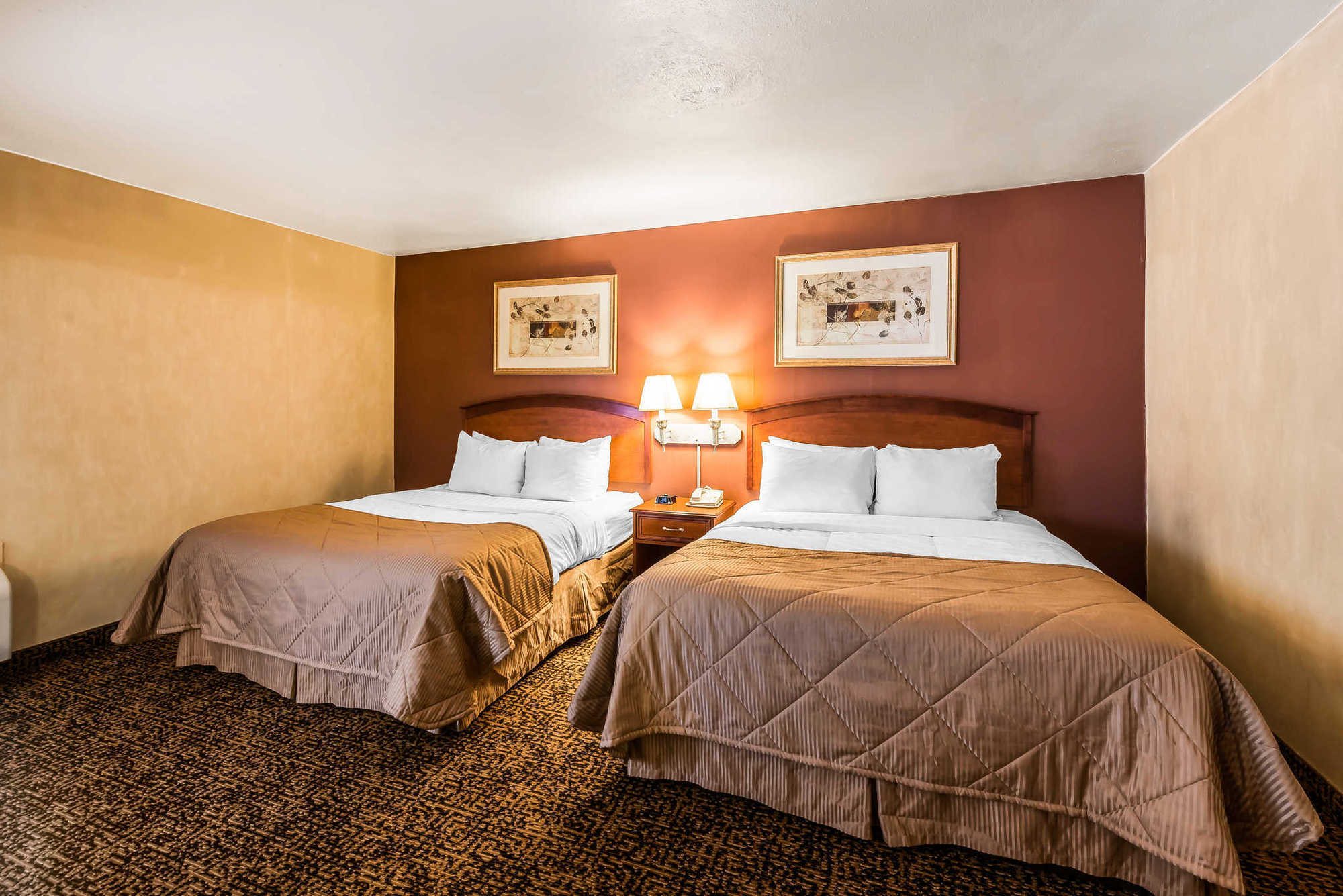 Clarion Hotel & Conference Center Colorado Springs Ruang foto