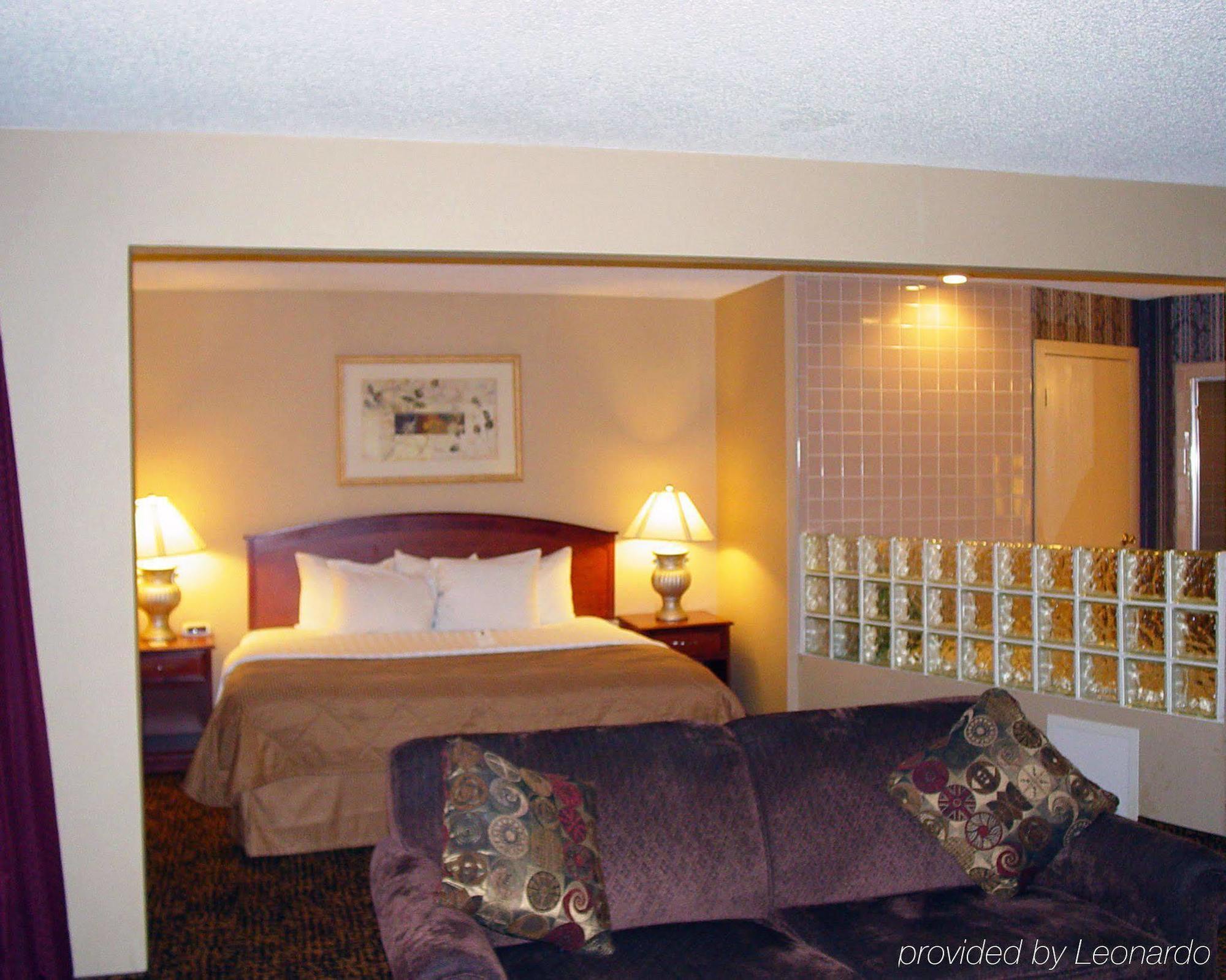 Clarion Hotel & Conference Center Colorado Springs Ruang foto