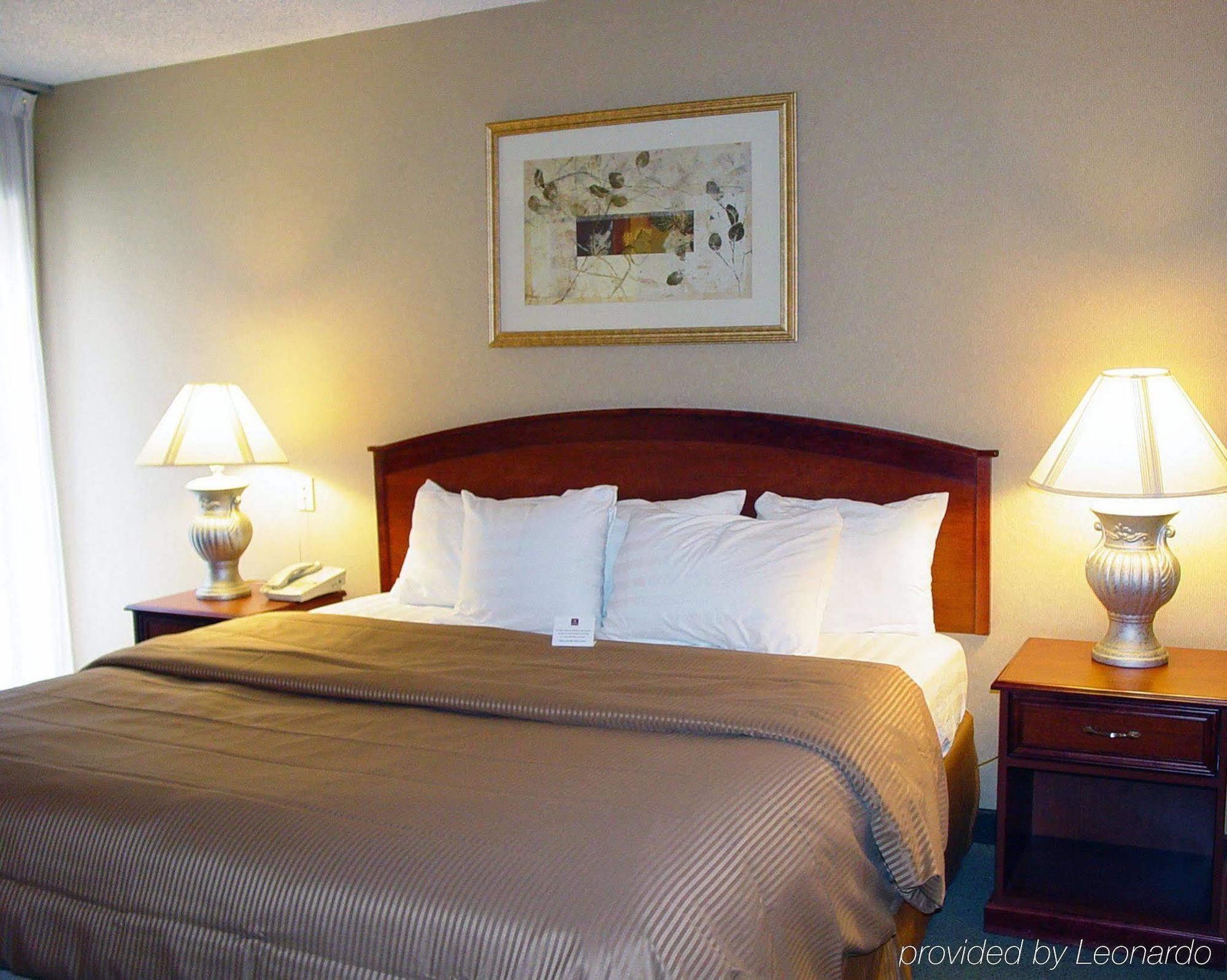 Clarion Hotel & Conference Center Colorado Springs Bagian luar foto