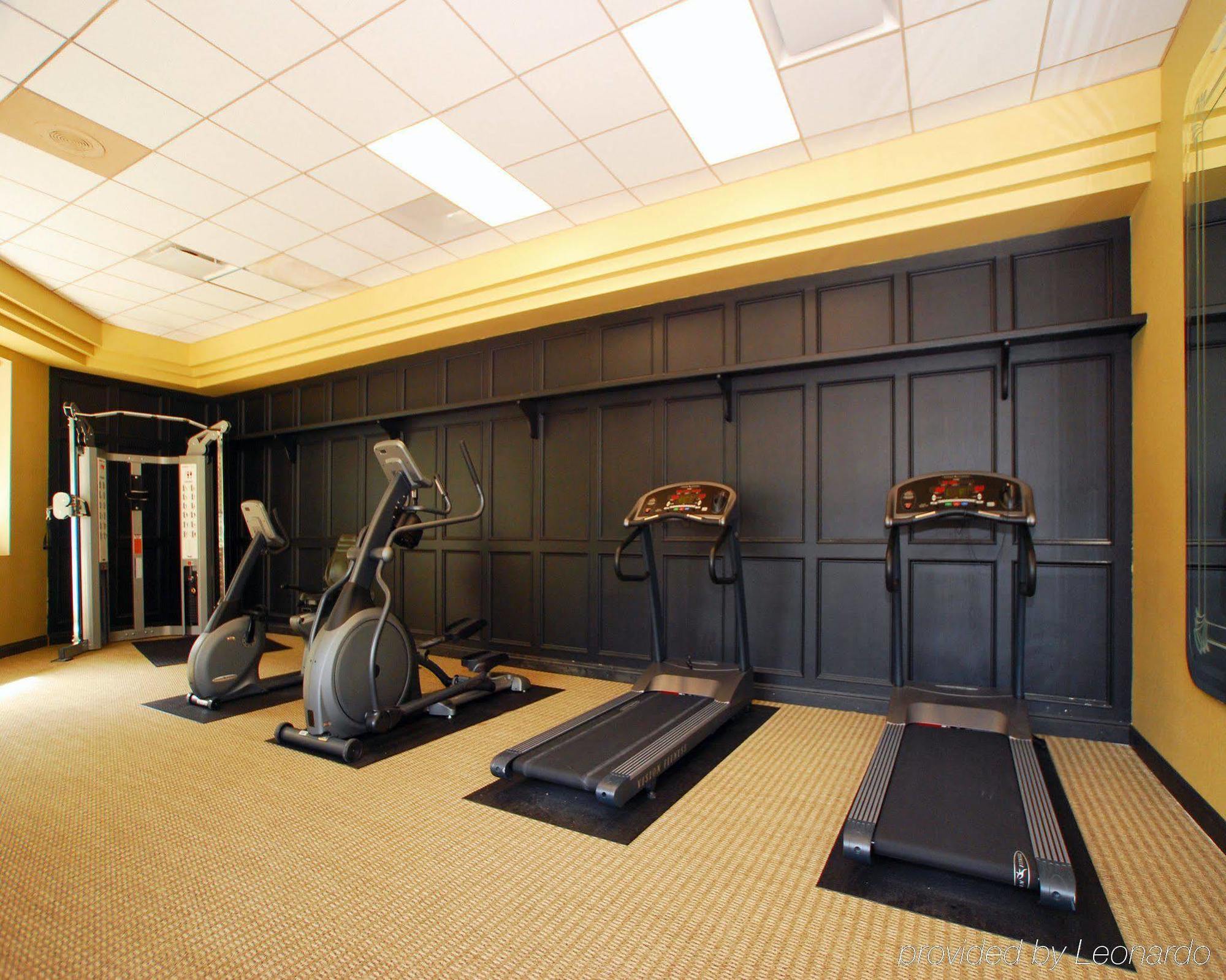 Clarion Hotel & Conference Center Colorado Springs Bagian luar foto