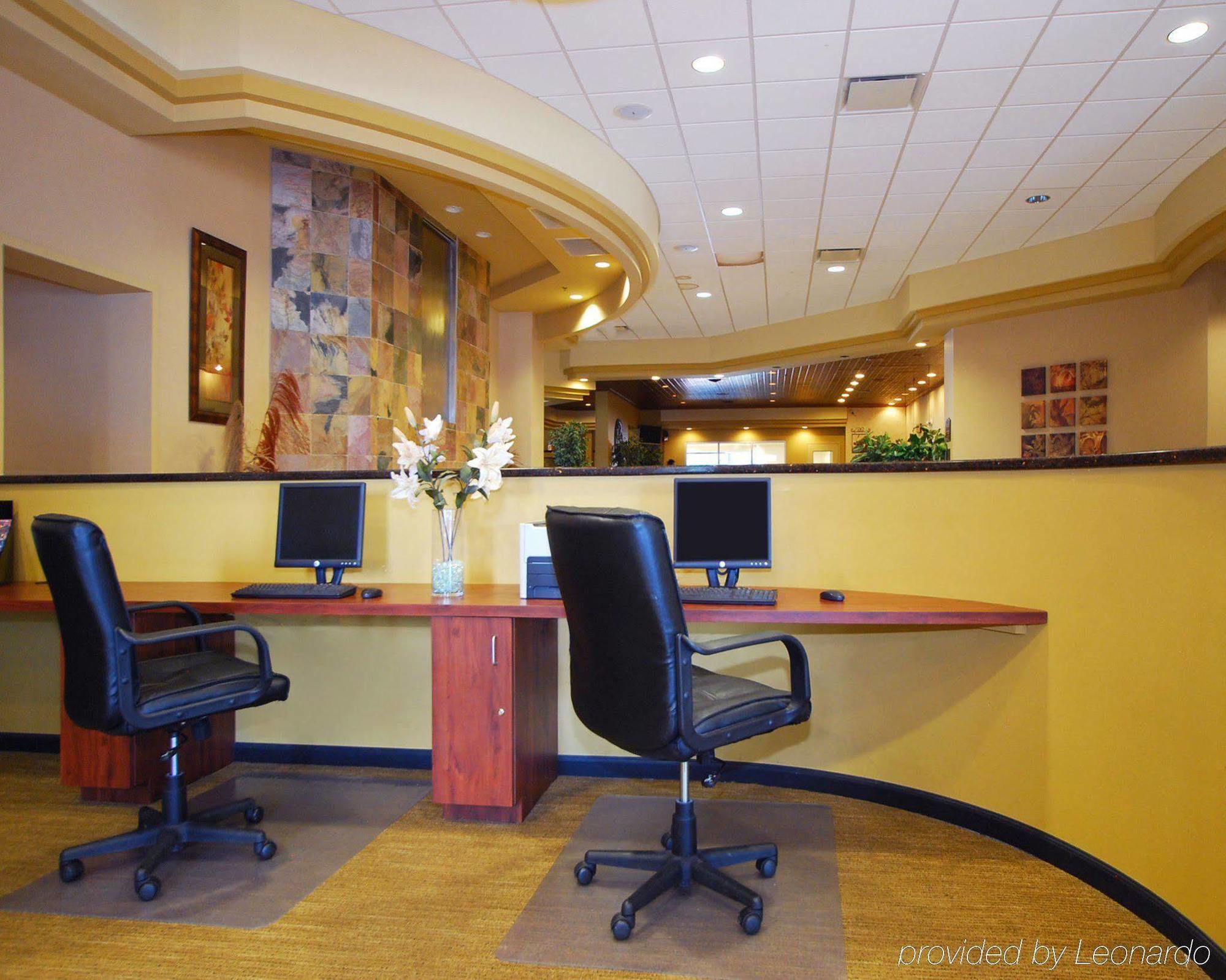 Clarion Hotel & Conference Center Colorado Springs Bagian luar foto